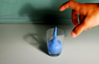 de l'eau en stop motion